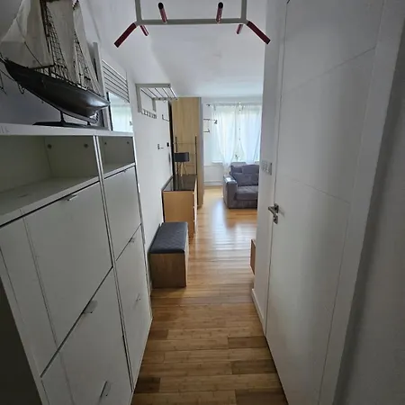 New Offer!!! Zytnia Premium Apartment, Quiet, Metro Station, Easy Access Lejlighed *